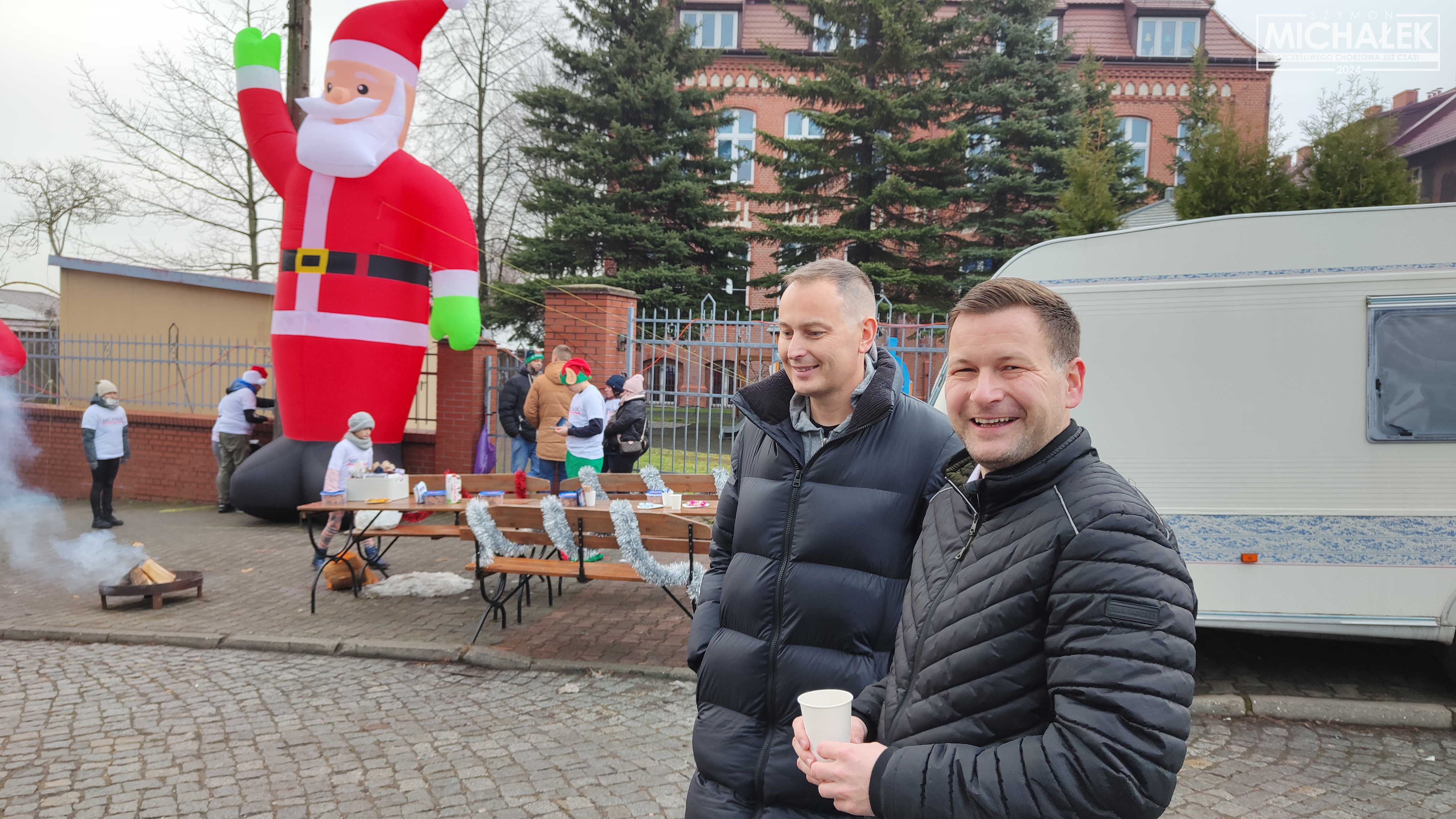 Świąteczna Przyczepa Szymona Michałka odwiedziła dziś Chorzów Stary!